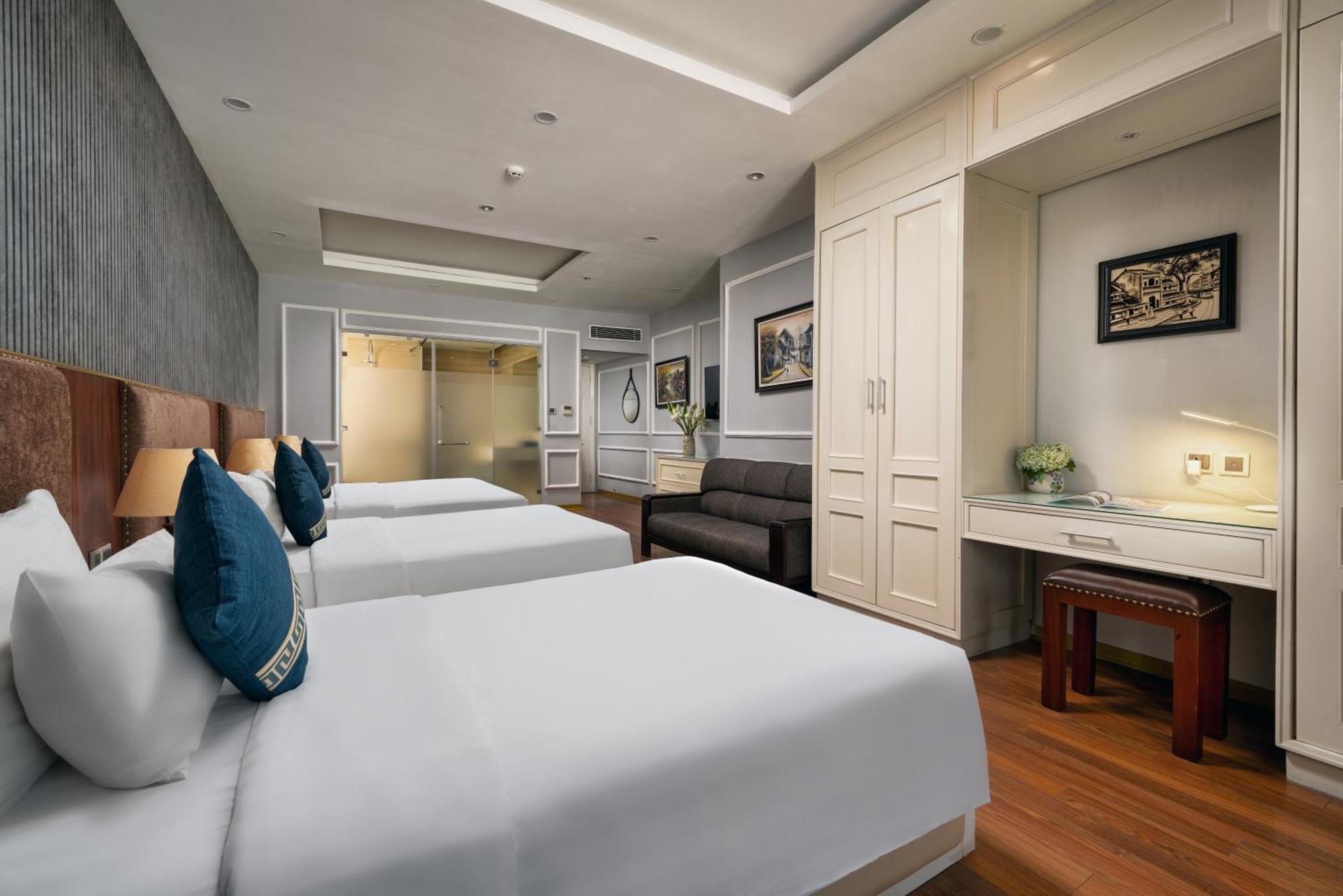 Suite Gia Đình Có Ban Công